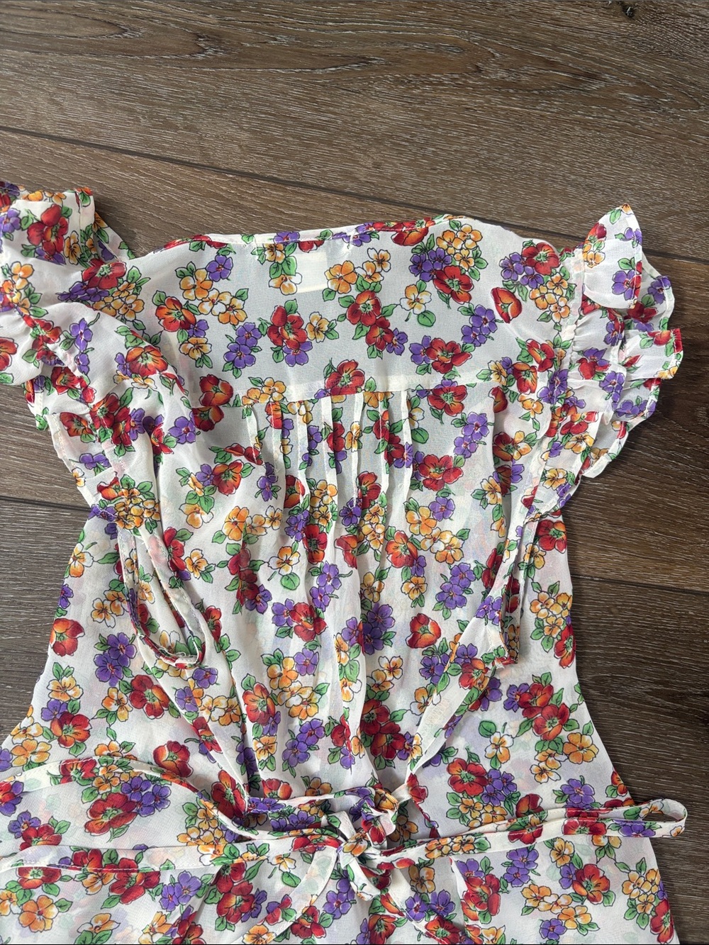 Floral Ruffle Sleeve Top - Picture 6 of 6